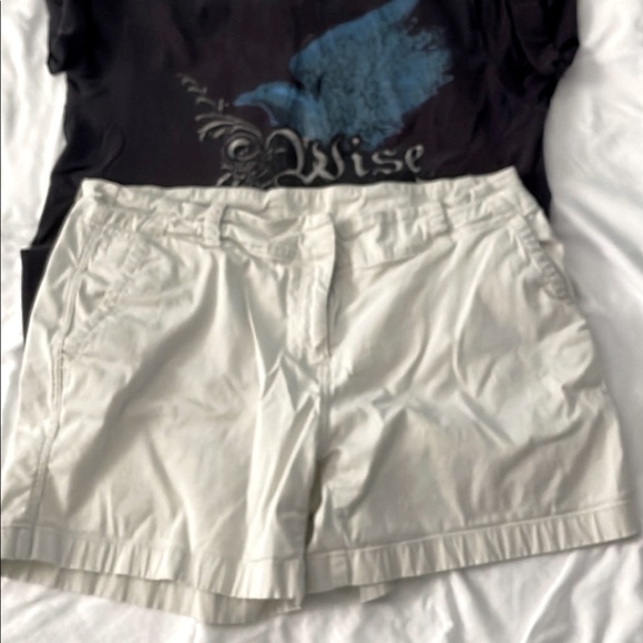 Vineyard Vines Khakis - Picture 1 of 2